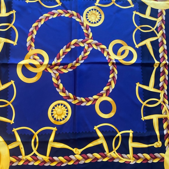 Celine Scarf - Picture 6 of 8